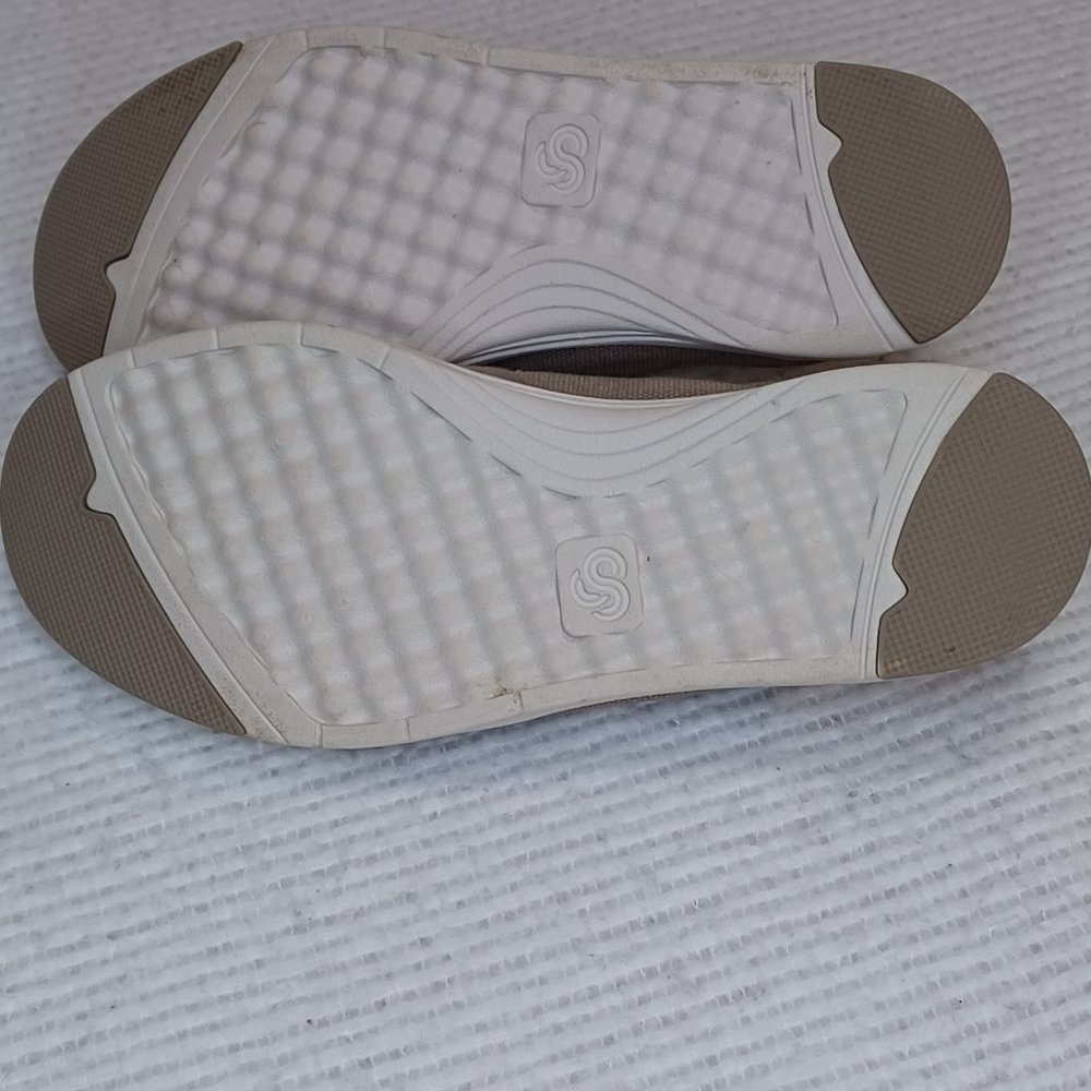 Cloudsteppers by Clarks Size 7.5 Mens New cream color - Picture 6 of 10
